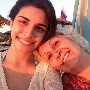 Meet your Posher, Tanaaz